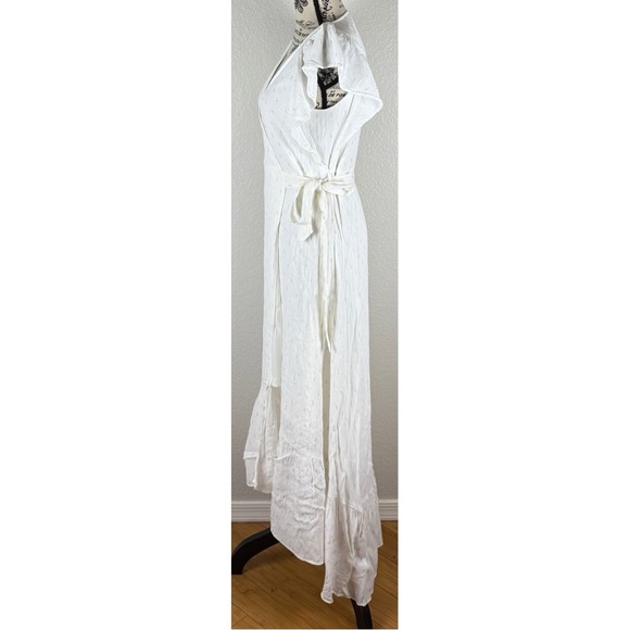 DREW Women's Maggie Hi-Low Wrap Maxi Dress White Gold Dotted, size Small - Picture 3 of 11